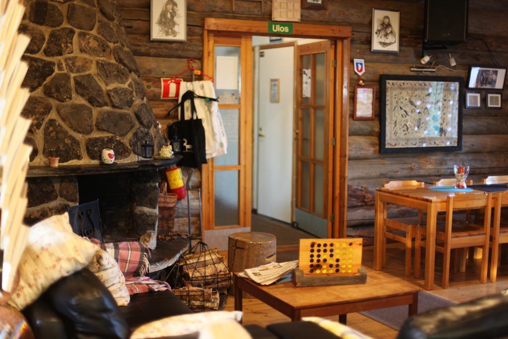 Neljaen Tuulen Tupa Bed & Breakfast Kaamanen Eksteriør bilde